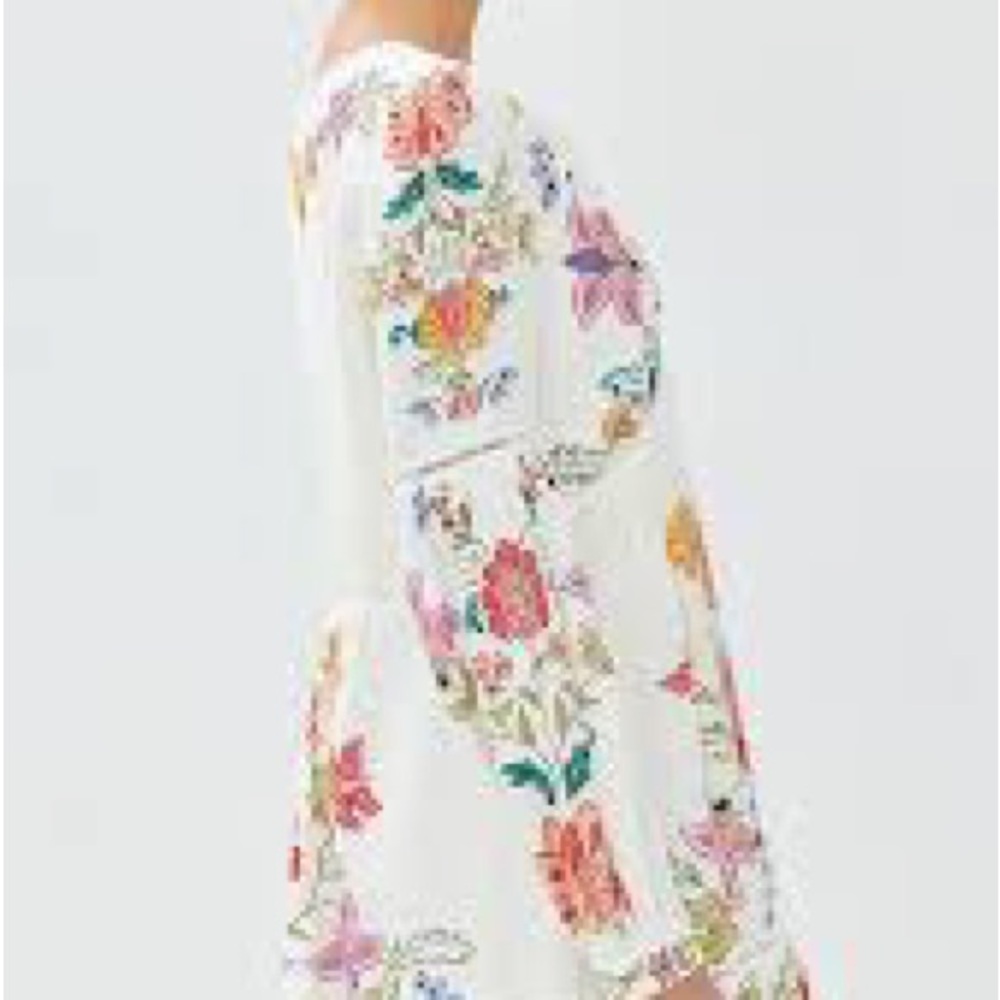 FARM Rio Cream Long-Sleeve Floral Embroidered Mini Dress - Picture 4 of 15